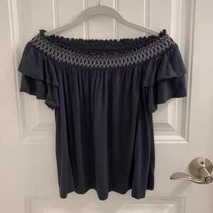 American Eagle Gray Off The Shoulder Top / Small